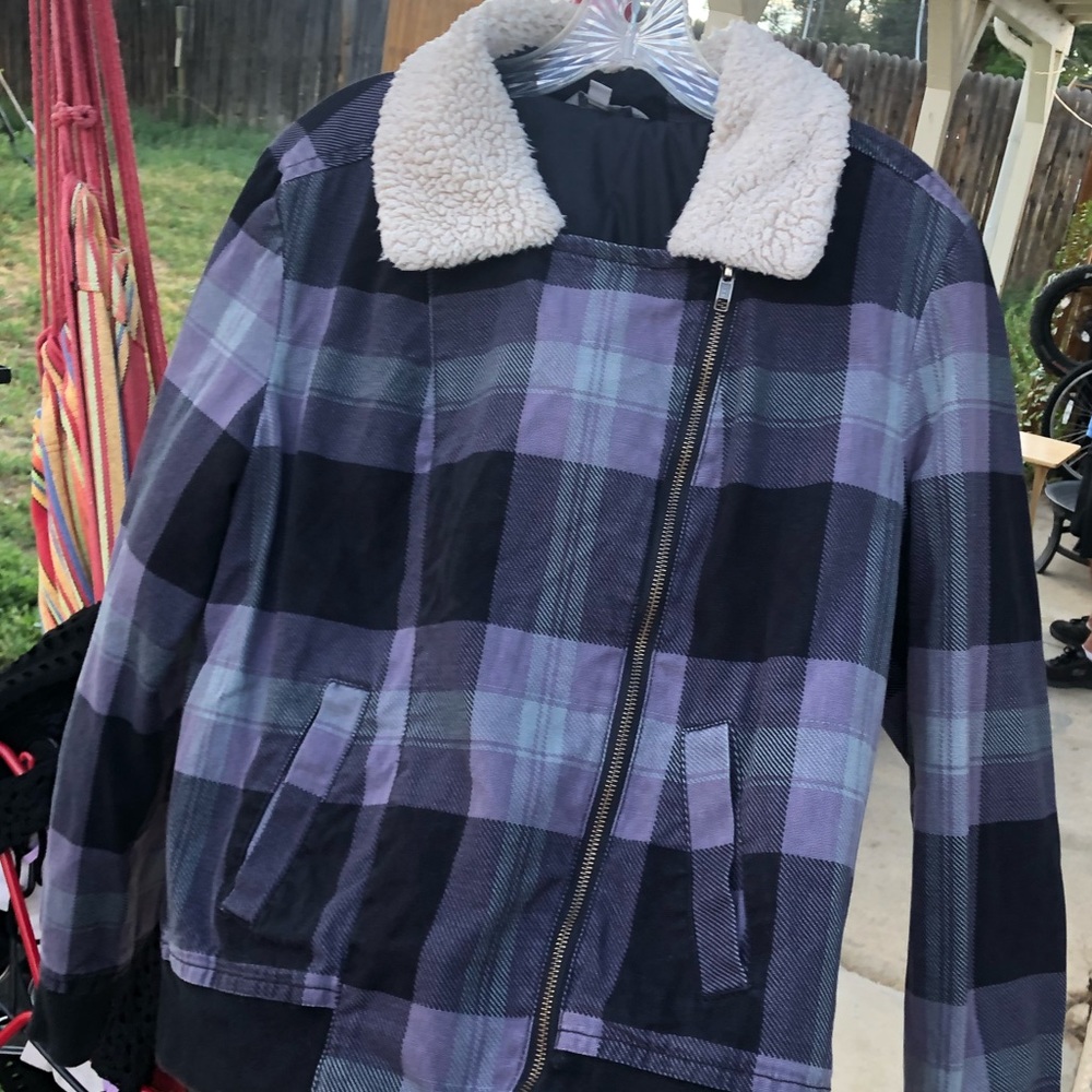Rubbish brand plaid coat. Womens size large